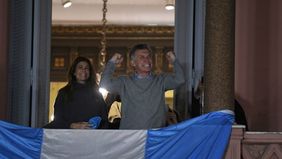 Así vivió Macri el desborde en el balcón de la Casa Rosada