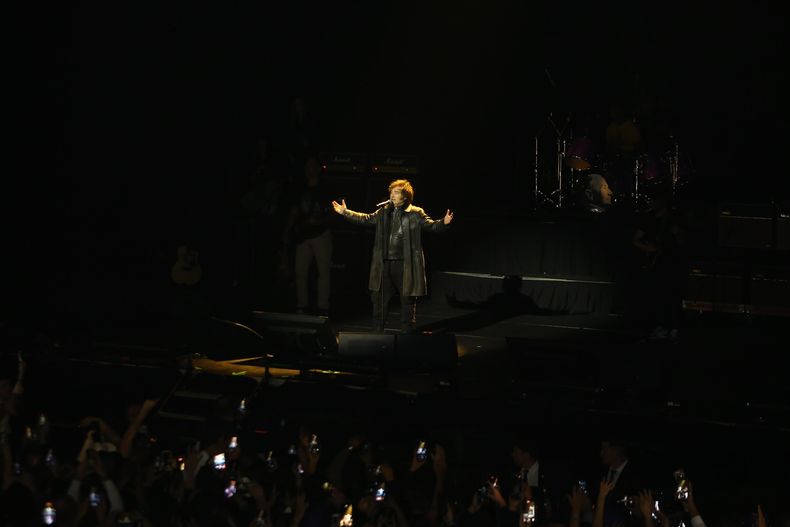 Javier Milei en el Movistar Arena. Los parecidos con Pink, el protagonista de The Wall, ¿son pura coincidencia?