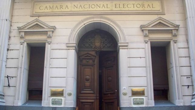 la camara nacional electoral recibe a los apoderados de los partidos