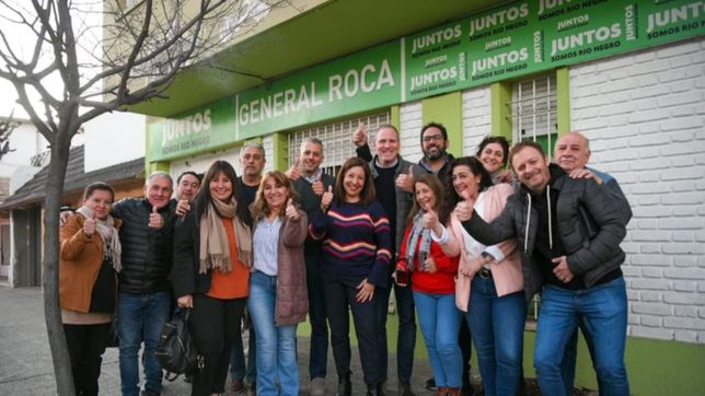 carreras, entre la rosca local y un guino a massa