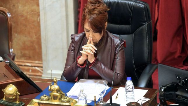 cfk recusa a capuchetti por no investigar a milman, mano derecha de bullrich