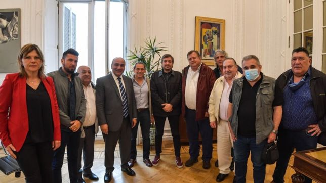 el gobierno provisional del primer ministro: manzur, un 4x4 doble comando