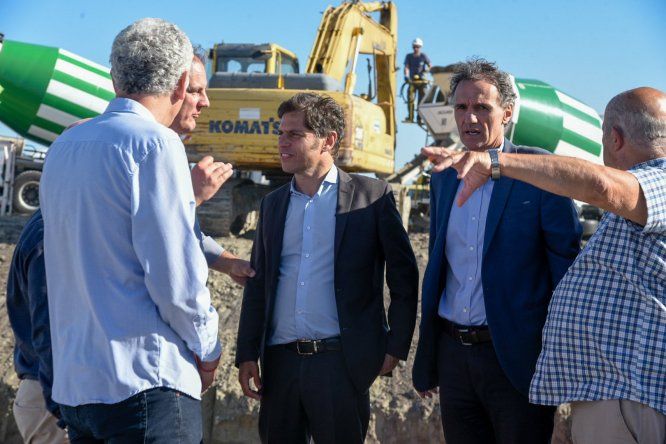 El gobernador Axel Kicillof y el ministro Gabriel Katopodis.