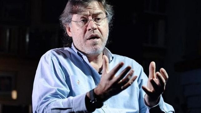 reaparece el secretario de pensamiento k convertido al albertismo neonato