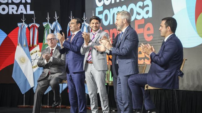 Seis gobernadores lanzaron en Santa Fe la Región Litoral