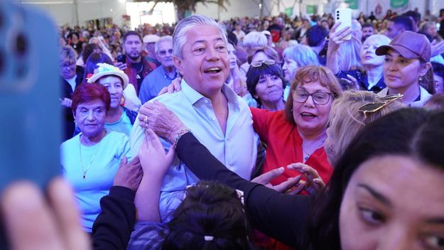 Rolando Figueroa apunta a revalidar el apoyo popular en Neuquén.  Rolando Figueroa apunta a revalidar el apoyo popular en Neuquén.