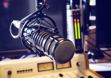Una encuesta desató la guerra del rating en la radio rosarina