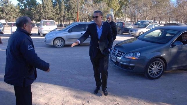 pichetto acordo con weretilneck el defensor del pueblo y volvio a dividir al fpv