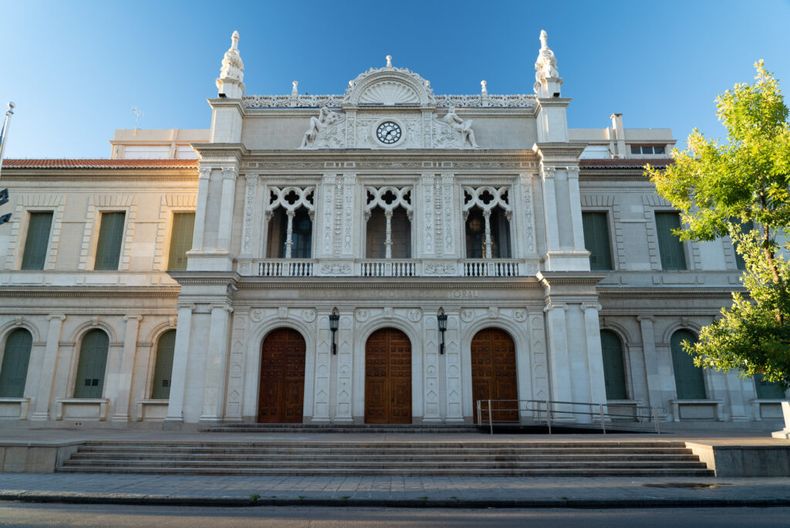 Edificio del rectorado de la UNL, institución clave en la vida política de Santa Fe.
