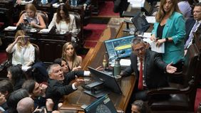 El caótico inicio de la sesión de reforma laboral.&nbsp;