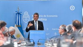 Massa, el ministro de los parches: un año de gestión, bajo la lupa de analistas