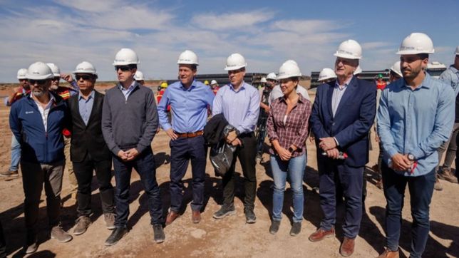 todos por el gas: el gobierno pausa la interna para jugar un pleno al gasoducto