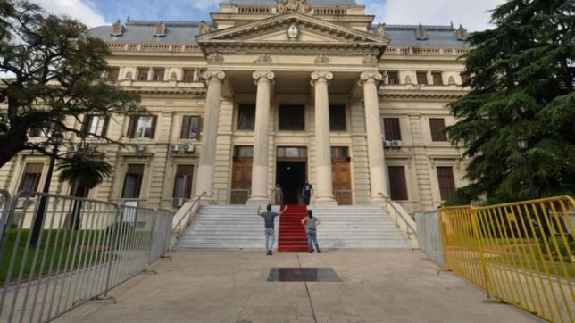 relanzamiento con protocolo y sin militancia