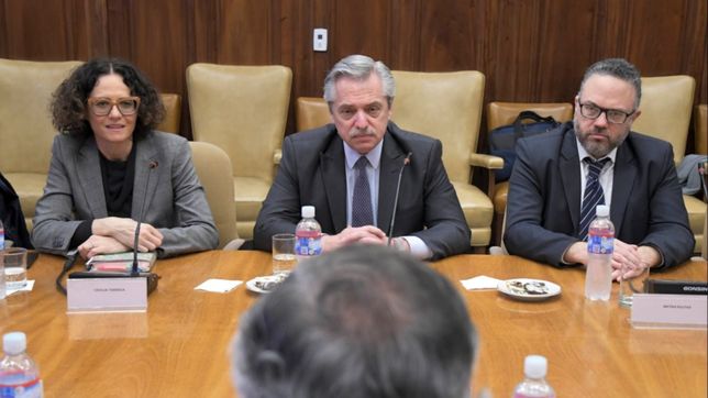 el lavagna de fernandez: un superministro con correa corta