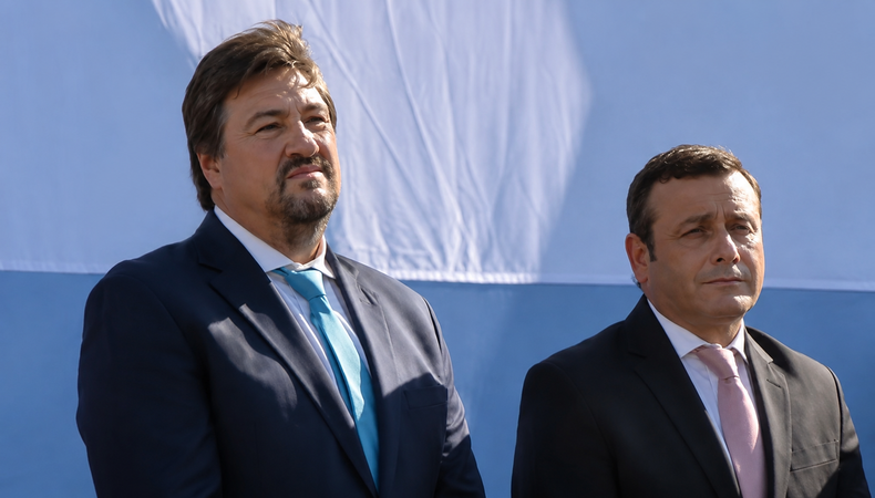 Maurice Closs y Oscar Herrera Ahuad, dos exgobernadores de Misiones en el acto en San José.