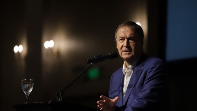 mientras se rompe cambiemos, schiaretti saca pecho ante ceos