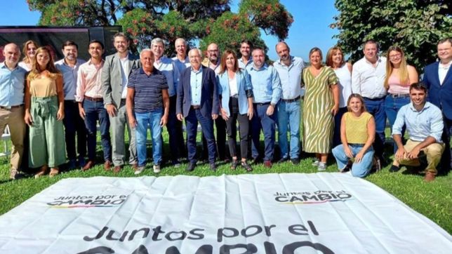 juntos por el cambio arma mesa en la ciudad de santa fe