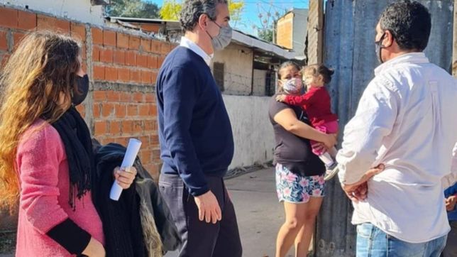 javkin contiene a barrios de pie antes que avance el evita