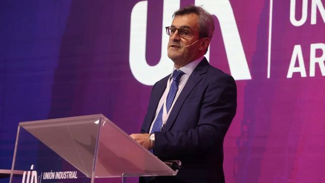 La UIA reclamó acuerdos con provincias y municipios para bajar Ingresos Brutos y tasas.