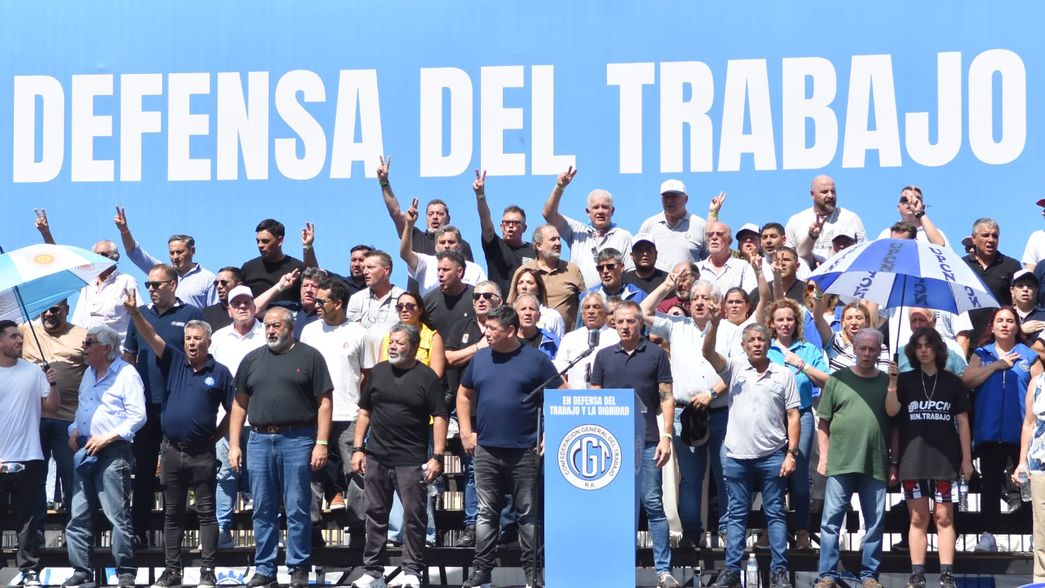 La CGT marcha contra la reforma laboral de Milei y articula un frente opositor al Gobierno