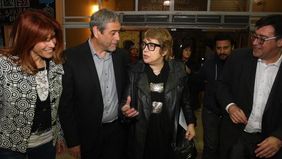 Ferraresi hace “campaña cultural” para limar detalles de reelección