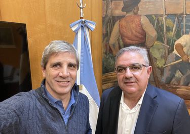 Toto Caputo y el gobernador de Catamarca, Raúl Jalil