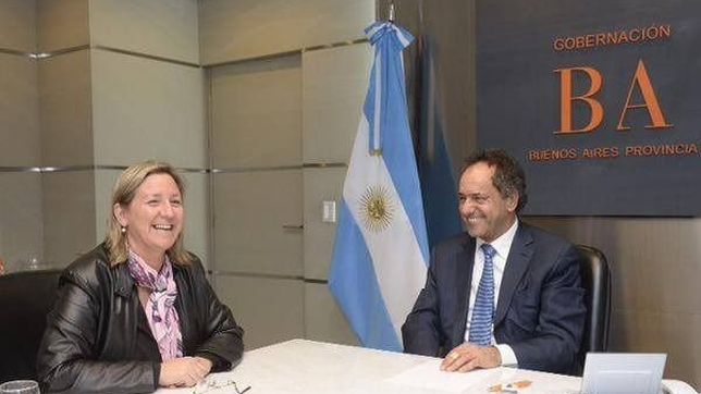 con el pj convulsionado, martini viajo a encontrarse con scioli para mostrarse ganadora