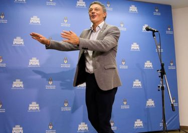 Cabrera habló de “zozobra” cambiaria y negó control de precios
