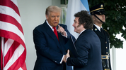 Javier Milei y Donald Trump, en Estados Unidos.