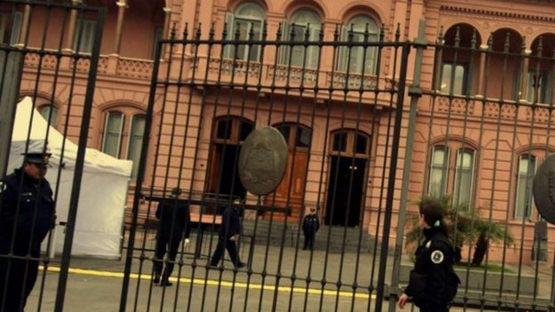 Por el caso Avianca, allanaron la Casa Rosada