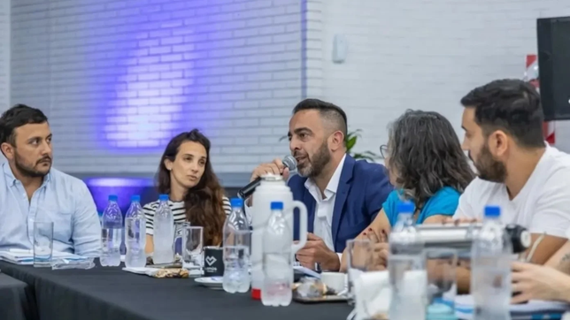 Sebastián Castillo presentó el informe de seguridad de Lanús: bajaron los homicidios.