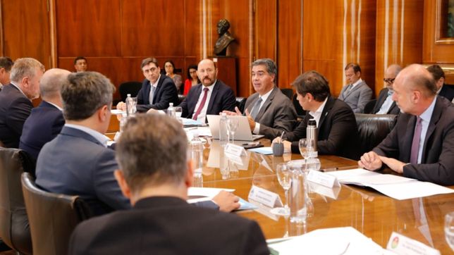 el circulo rojo de la hidrovia se pone en guardia ante la avanzada provincial