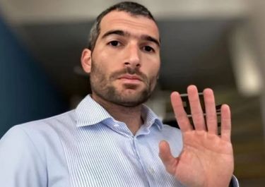 Rodrigo Sbarra.
