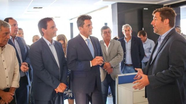 massa seduce a intendentes k de la primera seccion electoral