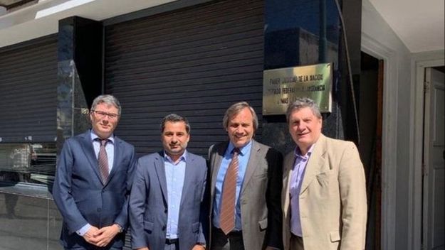 La nobleza judicial boinablanca platense toma la causa que acecha a Macri