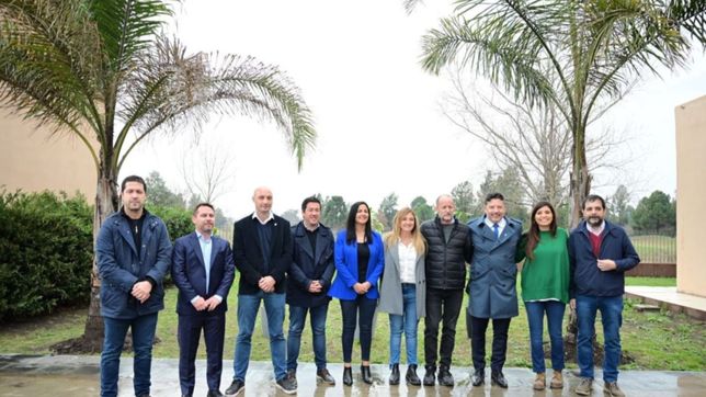 en merlo, insaurralde y vilar firmaron convenios para politicas ambientales