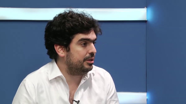 tras la salida de recalde, asumio valdes en la legislatura