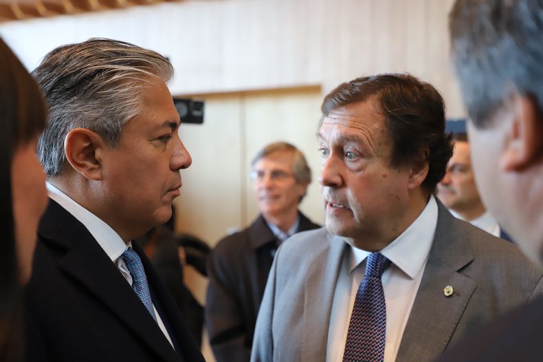 Rolando Figueroa y Alberto Weretilneck, analizan el 2025 desde la Patagonia.