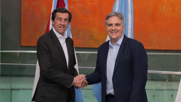 Los gobernadores Martín Llaryora (Córdoba) y Carlos Sadir (Jujuy) buscan dar forma al espacio Provincias Unidas.