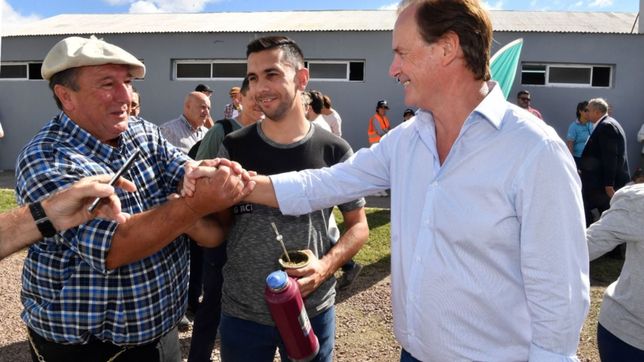 la cgt de parana busca arrimar una silla a la mesa de bordet