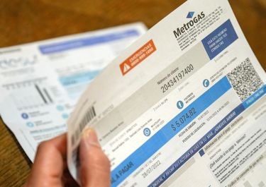 El Gobierno dispuso reconfiguración de subsidios y aumentos en luz y gas