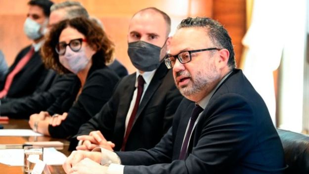 Jefes que no mandan, economía sin cabeza