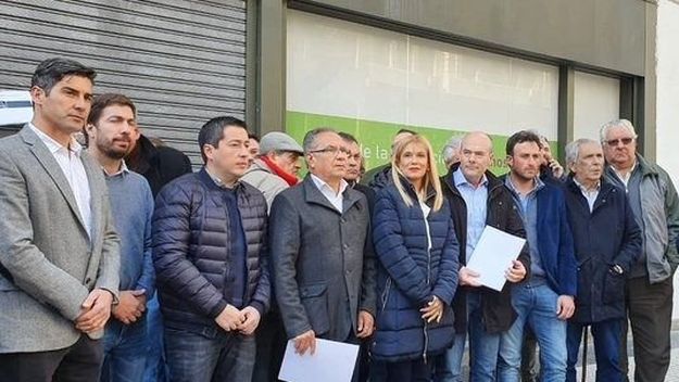 Intendentes del PJ le reclaman a Vidal que declare la emergencia alimentaria