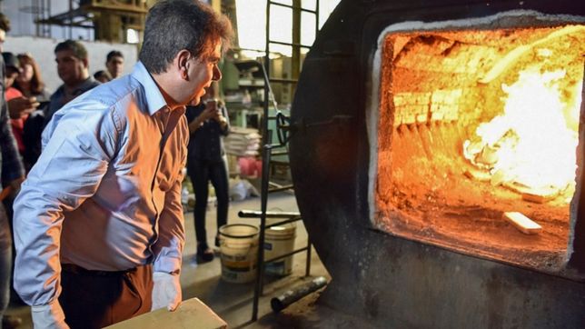 killer por decreto de necesidad y urgencia y cirujano de la informacion