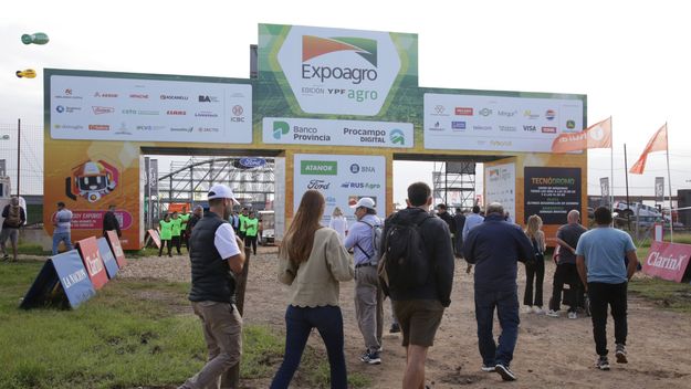Expoagro espera una nueva edición con un buen clima en el sector pero sin expectativa de anuncios. Expoagro espera una nueva edición con un buen clima en el sector pero sin expectativa de anuncios.