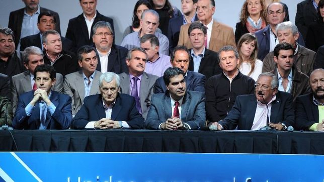 un dia despues del fuerte discurso de cfk, sesiona el congreso del pj en parque norte