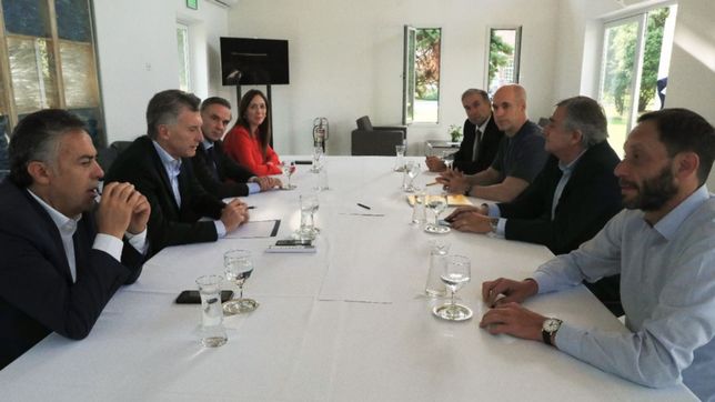 tras el cisma por la foto con carrio, larreta recompone con la ucr