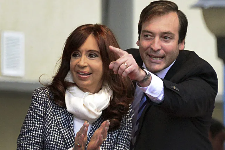 Soria se acerca a la vicepresidenta para ser diputado.