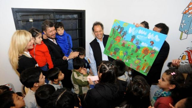 esta vez fuera de showmatch, tinelli volvio a poner a scioli en escena