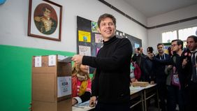 En mesas de extranjeros, Kicillof le sacó 36,8 puntos de diferencia a Vidal
